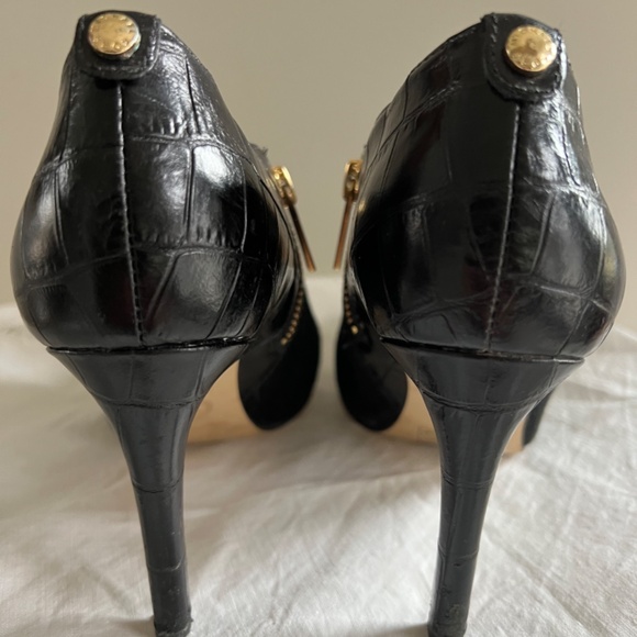 Michael Kors Sammy Ankle Boots - Size 6.5M - Picture 4 of 7